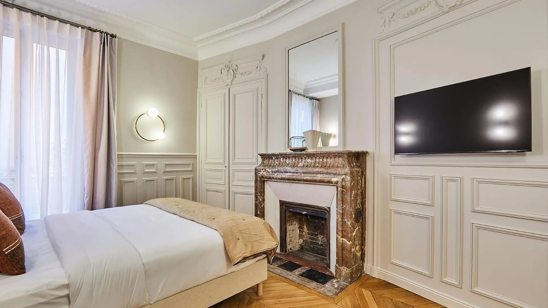 Amazing Apartment Saint Germain Des Pres With Ac By Studio Prestige Paris